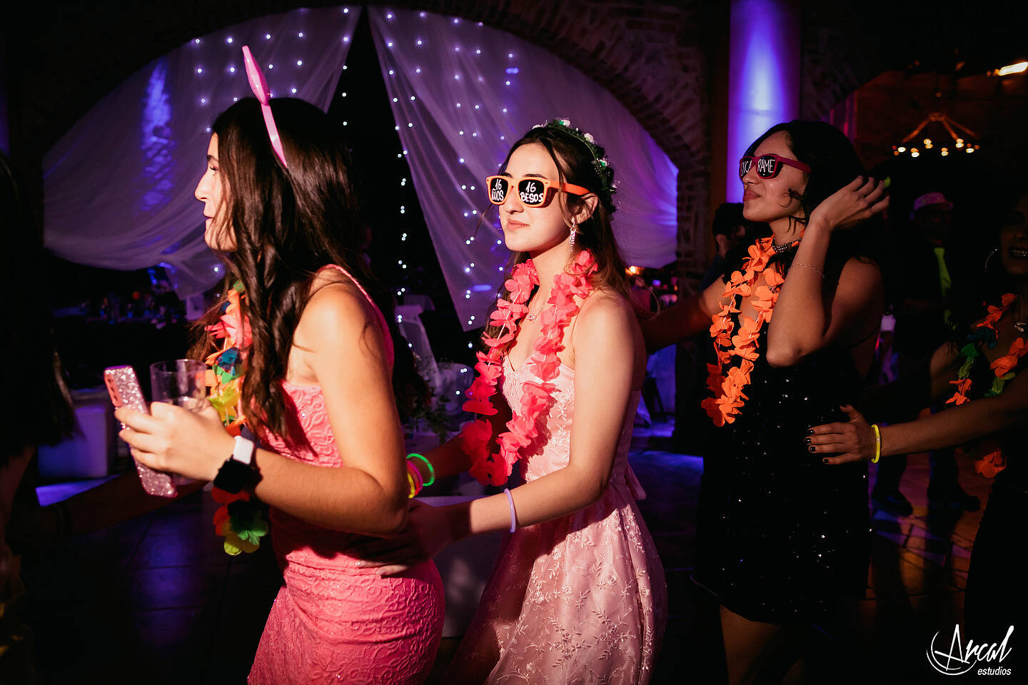 364-roci-o-biderbust-quinces-en-el-salo-n-del-campanario-villa-carlos-paz-atelier-soledad-toani-vestidos-de-novias-y-quincean-eras-1a-151379-O