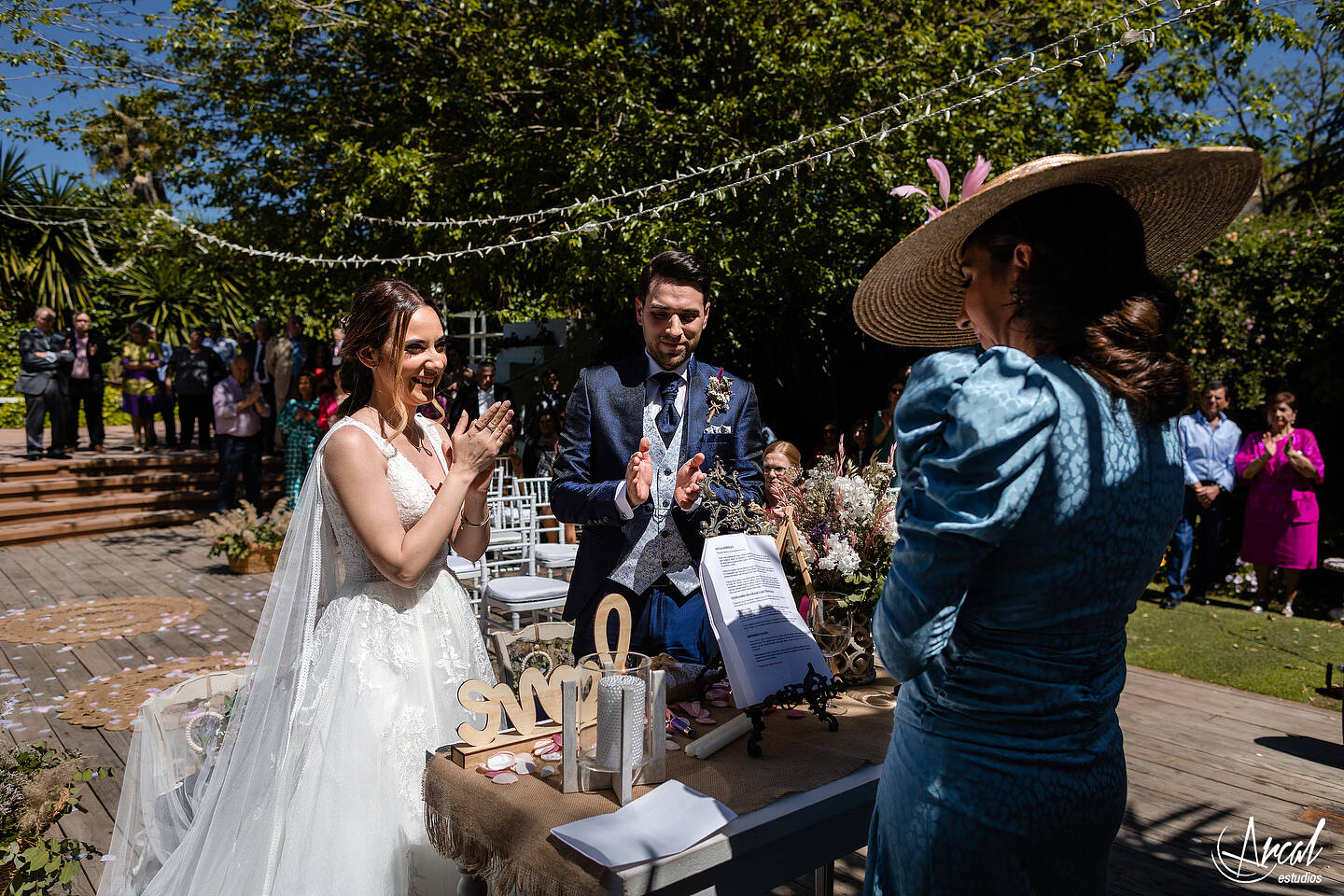 157-ana-y-a-lvaro-la-boda-en-los-jardines-de-sansuen-a-co-rdoba-jardinesdesansuena-maci-a-miisavarisa-novia-andresgallardopino-174073-O