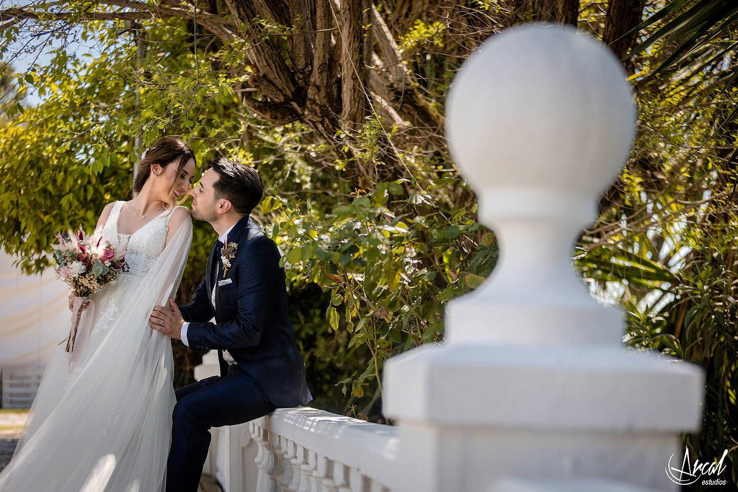 191-ana-y-a-lvaro-la-boda-en-los-jardines-de-sansuen-a-co-rdoba-jardinesdesansuena-maci-a-miisavarisa-novia-andresgallardopino-174073-O