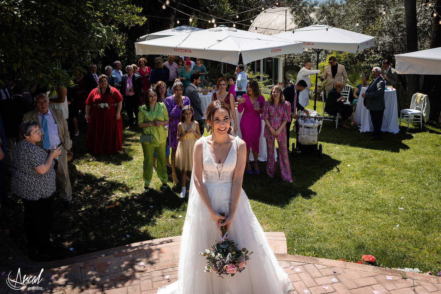 214-ana-y-a-lvaro-la-boda-en-los-jardines-de-sansuen-a-co-rdoba-jardinesdesansuena-maci-a-miisavarisa-novia-andresgallardopino-a-174073-O