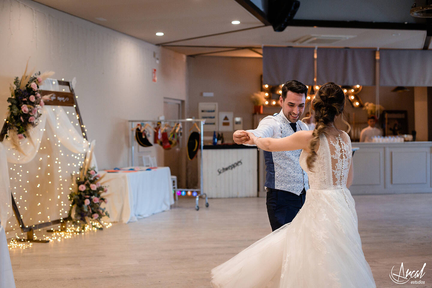 276-ana-y-a-lvaro-la-boda-en-los-jardines-de-sansuen-a-co-rdoba-jardinesdesansuena-maci-a-miisavarisa-novia-andresgallardopino-174073-O