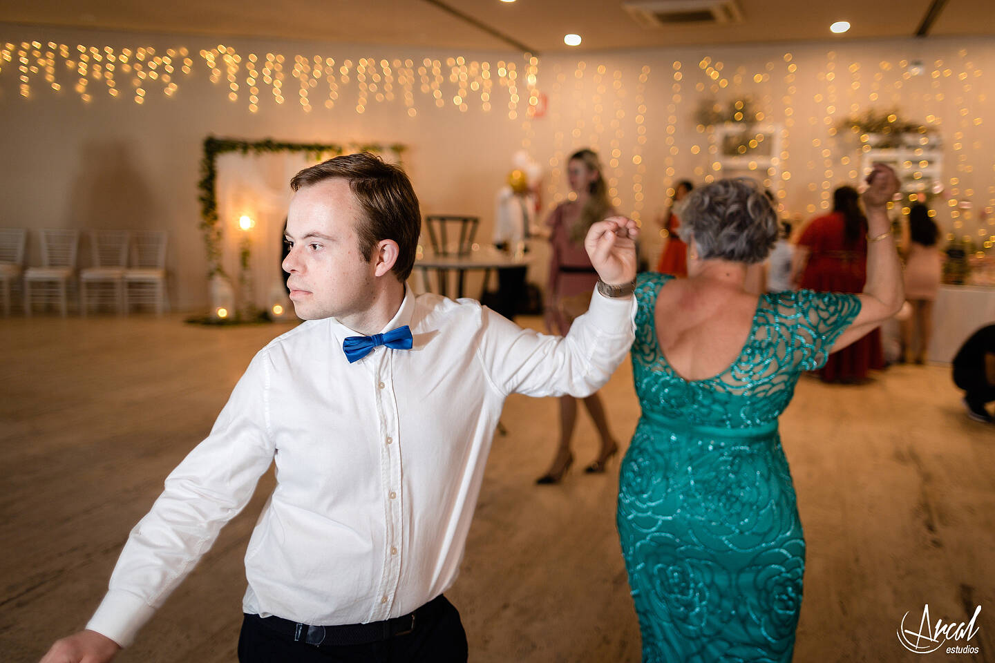 290-ana-y-a-lvaro-la-boda-en-los-jardines-de-sansuen-a-co-rdoba-jardinesdesansuena-maci-a-miisavarisa-novia-andresgallardopino-174073-O