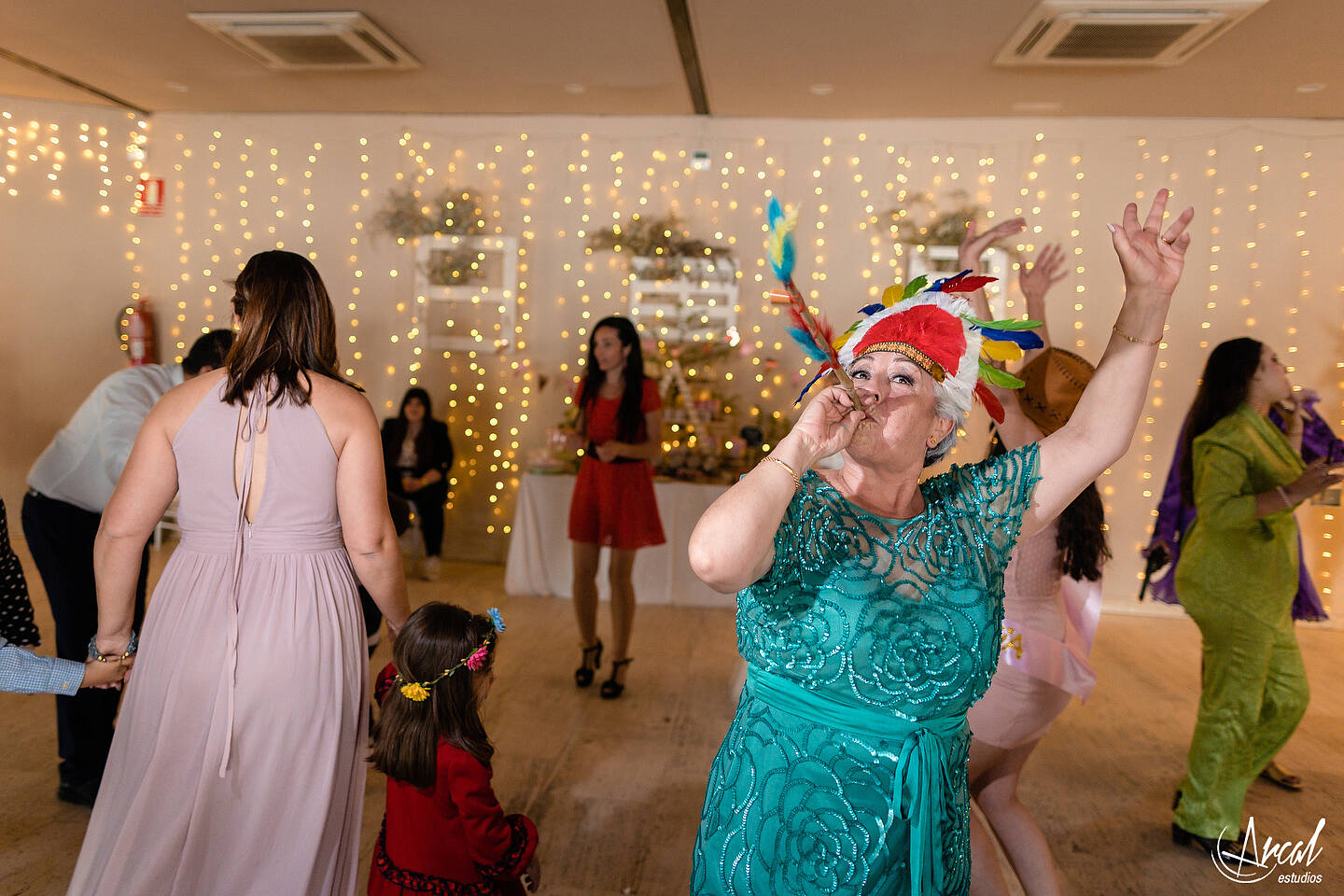 336-ana-y-a-lvaro-la-boda-en-los-jardines-de-sansuen-a-co-rdoba-jardinesdesansuena-maci-a-miisavarisa-novia-andresgallardopino-174073-O