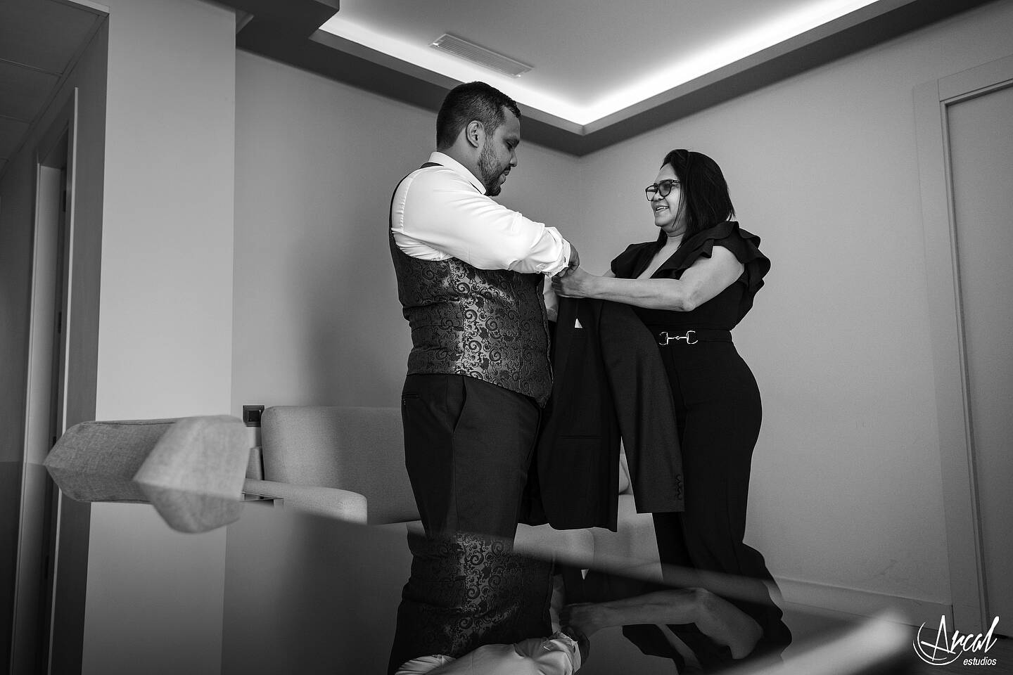 011_Deliana-y-Omar_Fotografía-de-Boda-hotel-meliá-alicante-casamiento-parroquía-santa-maría-de-alicante-fotos-boda-santa-cruz