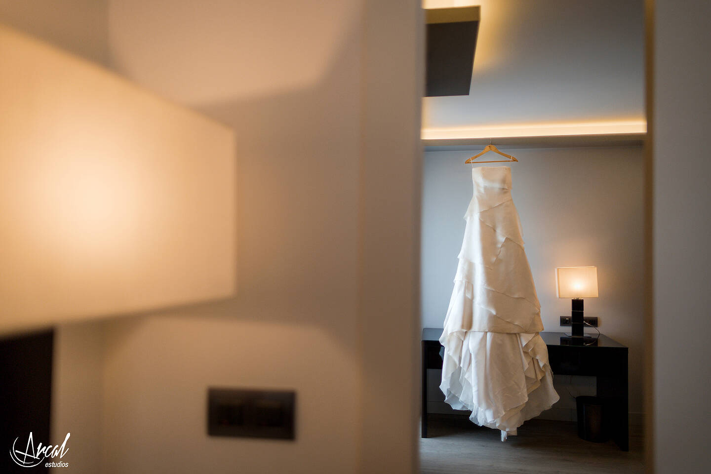 035_Deliana-y-Omar_Fotografía-de-Boda-hotel-meliá-alicante-casamiento-parroquía-santa-maría-de-alicante-fotos-boda-santa-cruz