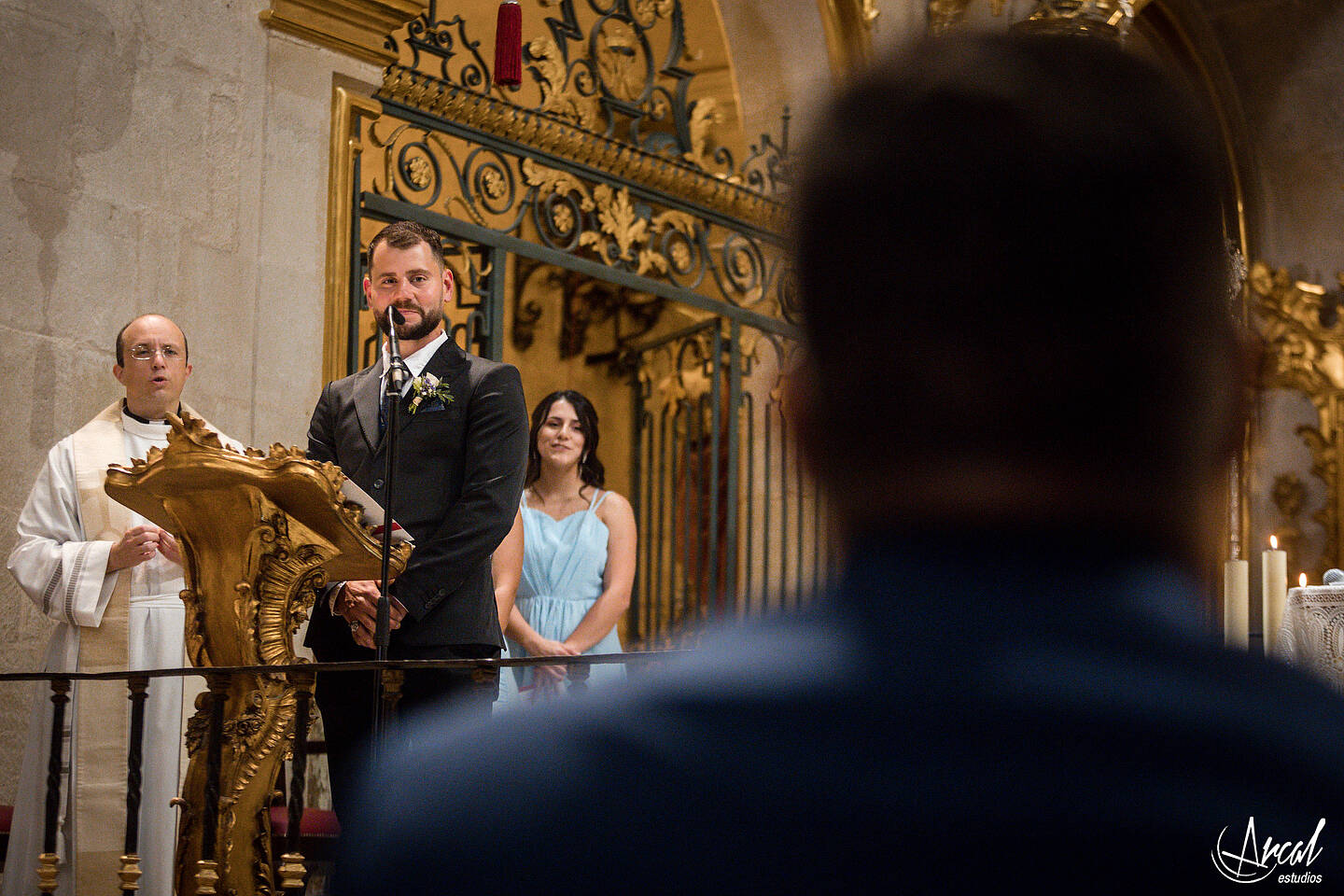 103_Deliana-y-Omar_Fotografía-de-Boda-hotel-meliá-alicante-casamiento-parroquía-santa-maría-de-alicante-fotos-boda-santa-cruz