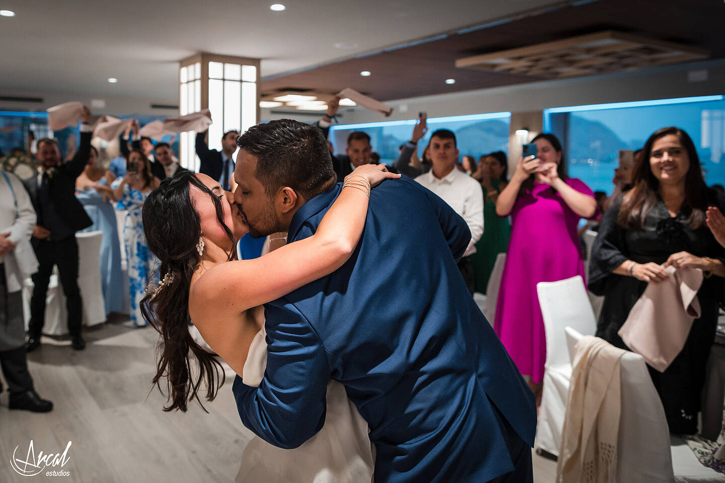 310_Deliana-y-Omar_Fotografía-de-Boda-hotel-meliá-alicante-casamiento-parroquía-santa-maría-de-alicante-fotos-boda-santa-cruz