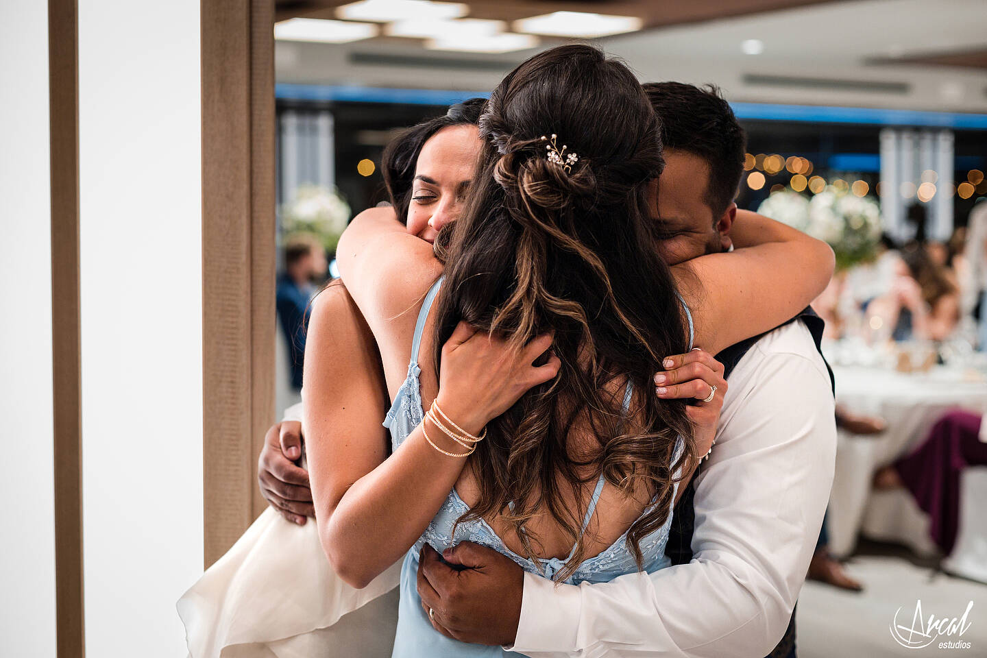 358_Deliana-y-Omar_Fotografía-de-Boda-hotel-meliá-alicante-casamiento-parroquía-santa-maría-de-alicante-fotos-boda-santa-cruz