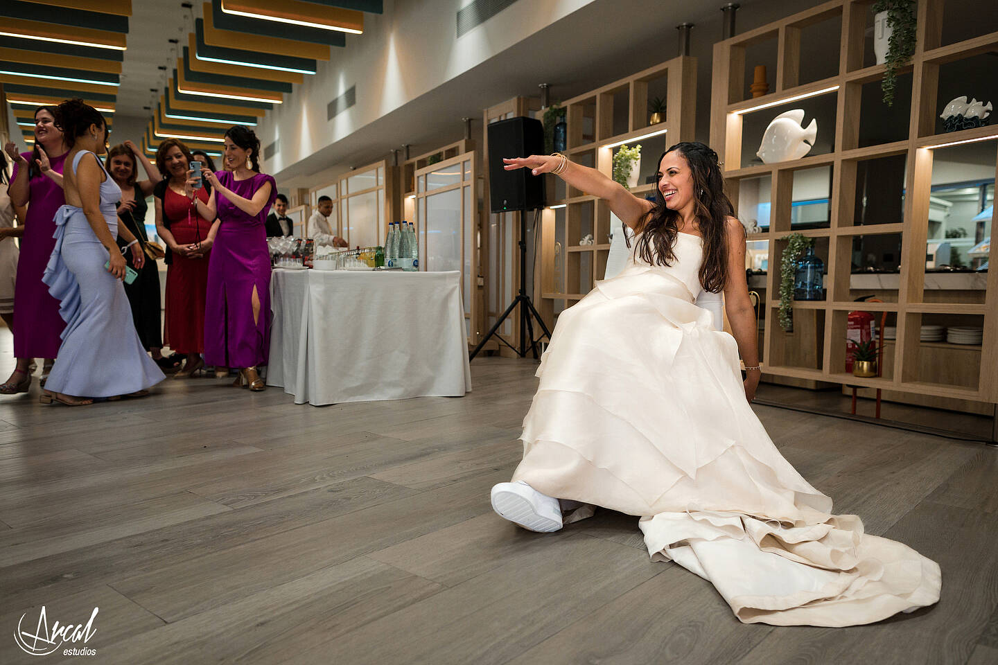 379_Deliana-y-Omar_Fotografía-de-Boda-hotel-meliá-alicante-casamiento-parroquía-santa-maría-de-alicante-fotos-boda-santa-cruz