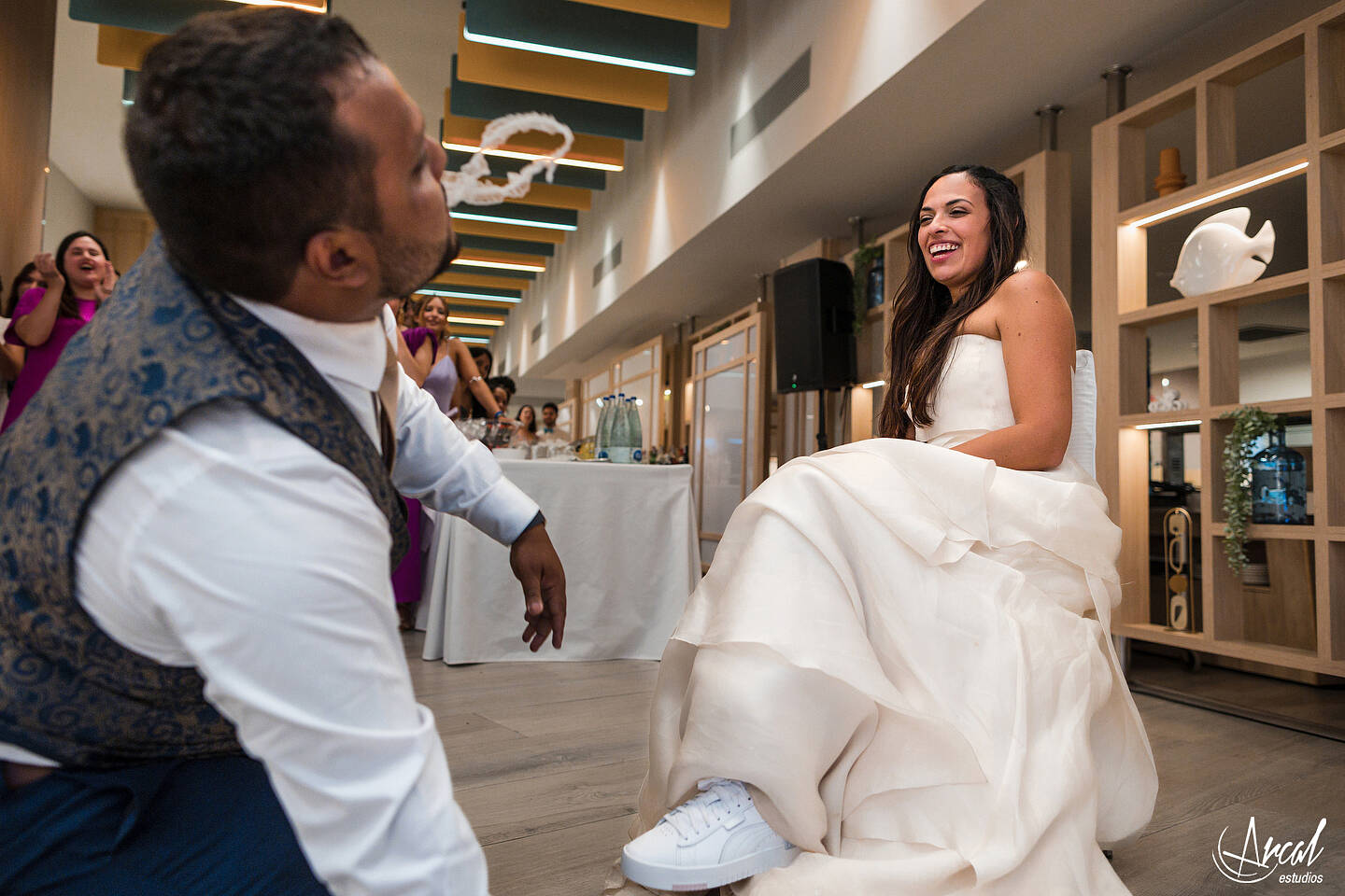 385_Deliana-y-Omar_Fotografía-de-Boda-hotel-meliá-alicante-casamiento-parroquía-santa-maría-de-alicante-fotos-boda-santa-cruz