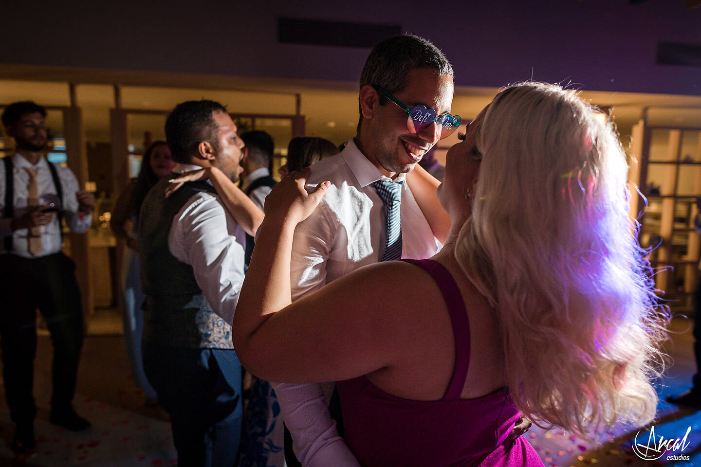 419_Deliana-y-Omar_Fotografía-de-Boda-hotel-meliá-alicante-casamiento-parroquía-santa-maría-de-alicante-fotos-boda-santa-cruz