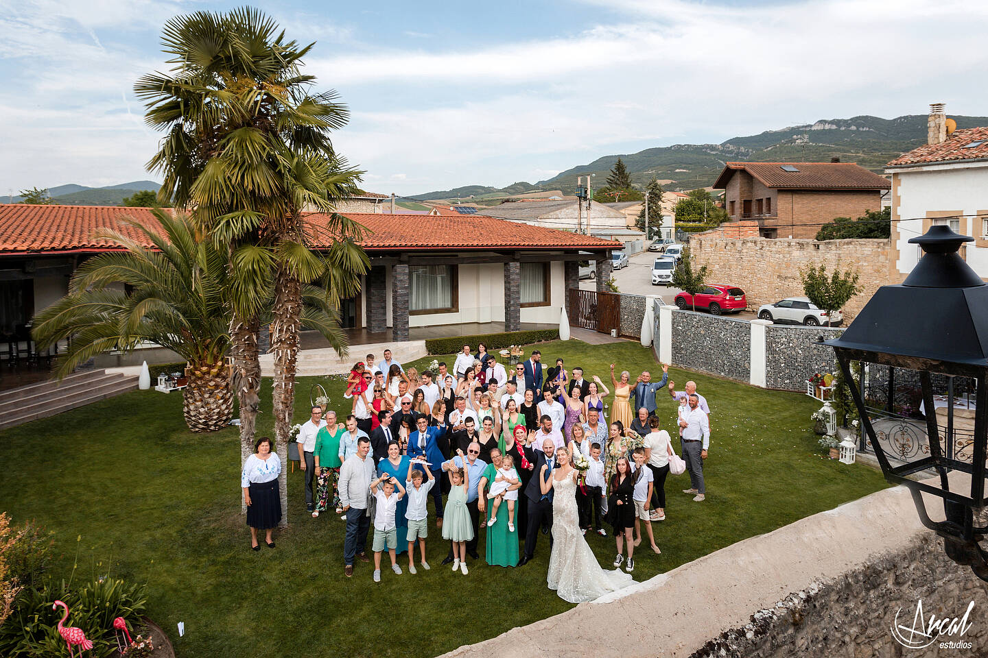 043_Alinushka Alina y Javier y katia la hija - CAsa de él Villalba de la rioja, casa de ella Haro, restaurante casa lola en Berantevilla