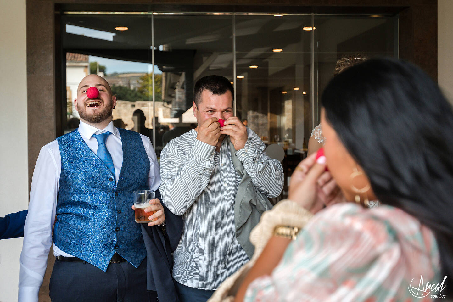 057_Alinushka Alina y Javier y katia la hija - CAsa de él Villalba de la rioja, casa de ella Haro, restaurante casa lola en Berantevilla