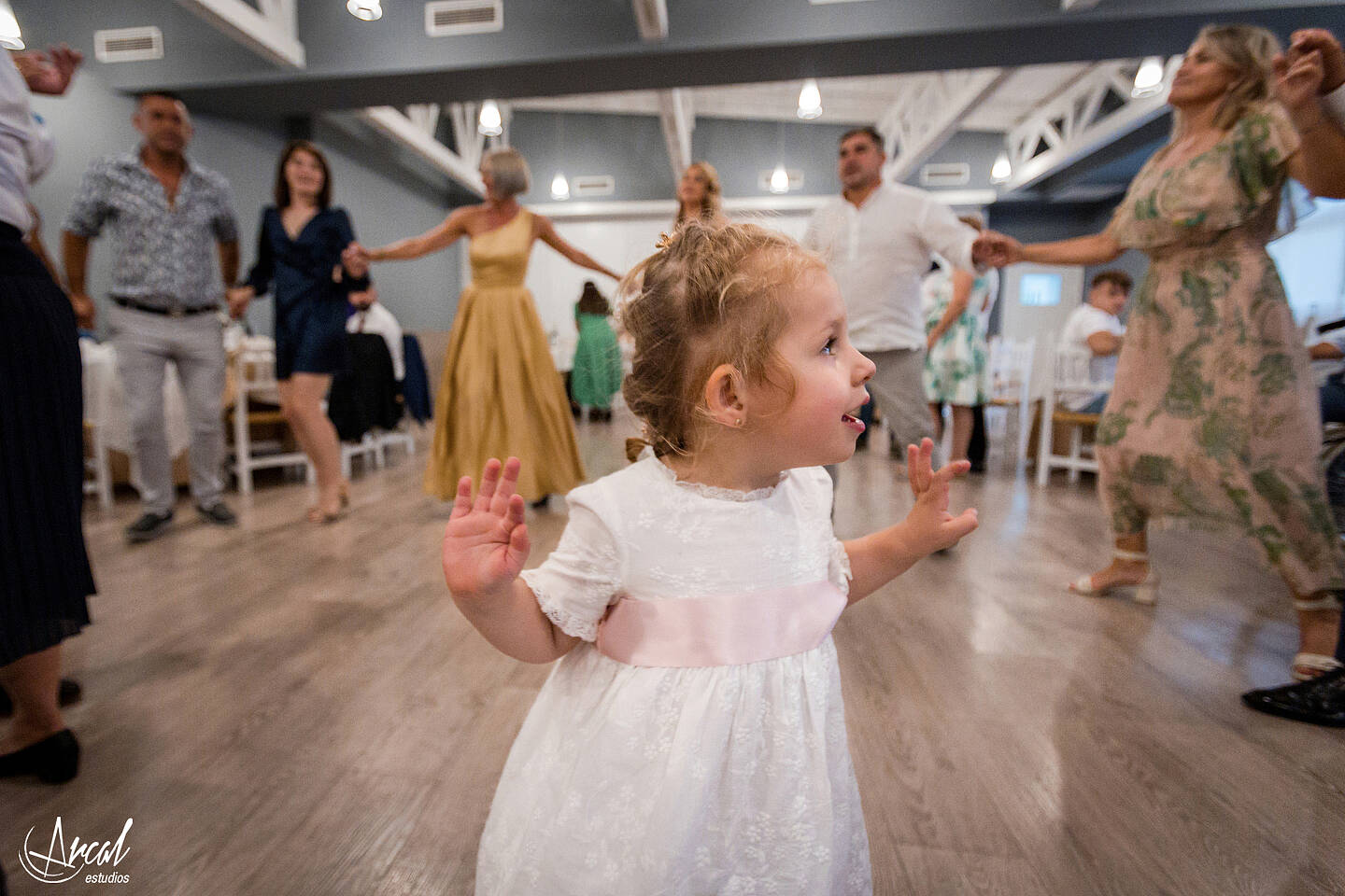 060_Alinushka Alina y Javier y katia la hija - CAsa de él Villalba de la rioja, casa de ella Haro, restaurante casa lola en BerantevillaA