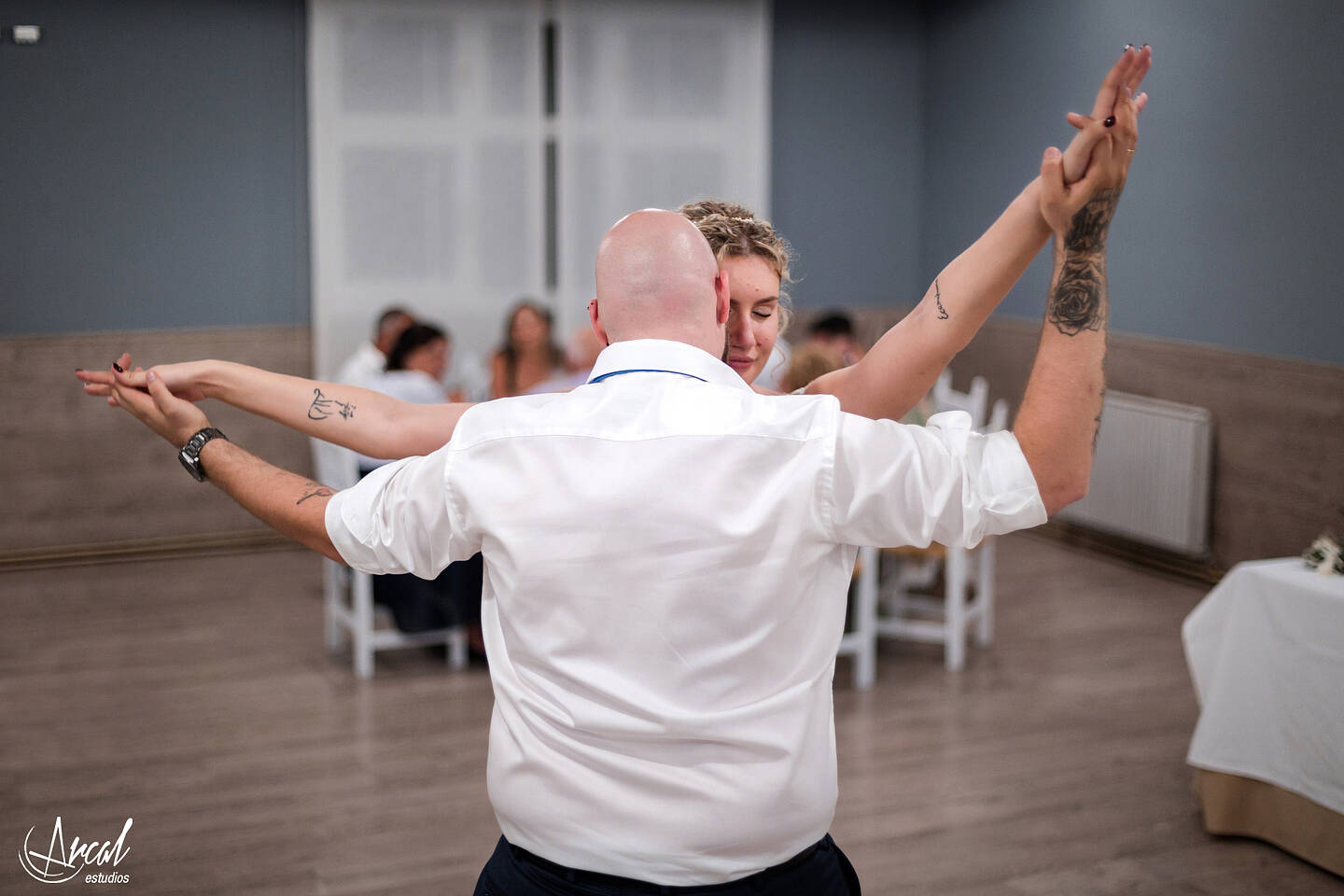 065_Alinushka Alina y Javier y katia la hija - CAsa de él Villalba de la rioja, casa de ella Haro, restaurante casa lola en BerantevillaA