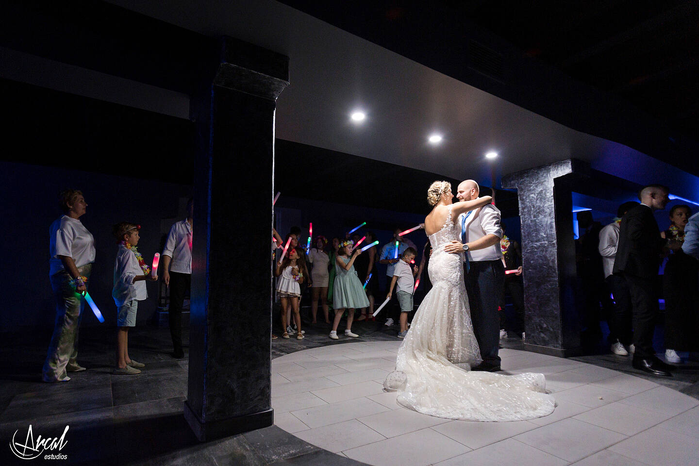 071_Alinushka Alina y Javier y katia la hija - CAsa de él Villalba de la rioja, casa de ella Haro, restaurante casa lola en BerantevillaA