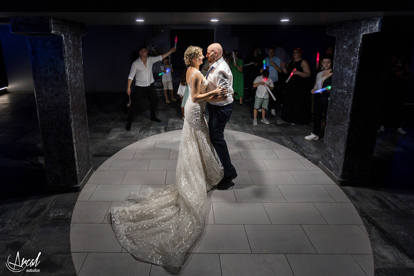 072_Alinushka Alina y Javier y katia la hija - CAsa de él Villalba de la rioja, casa de ella Haro, restaurante casa lola en BerantevillaA