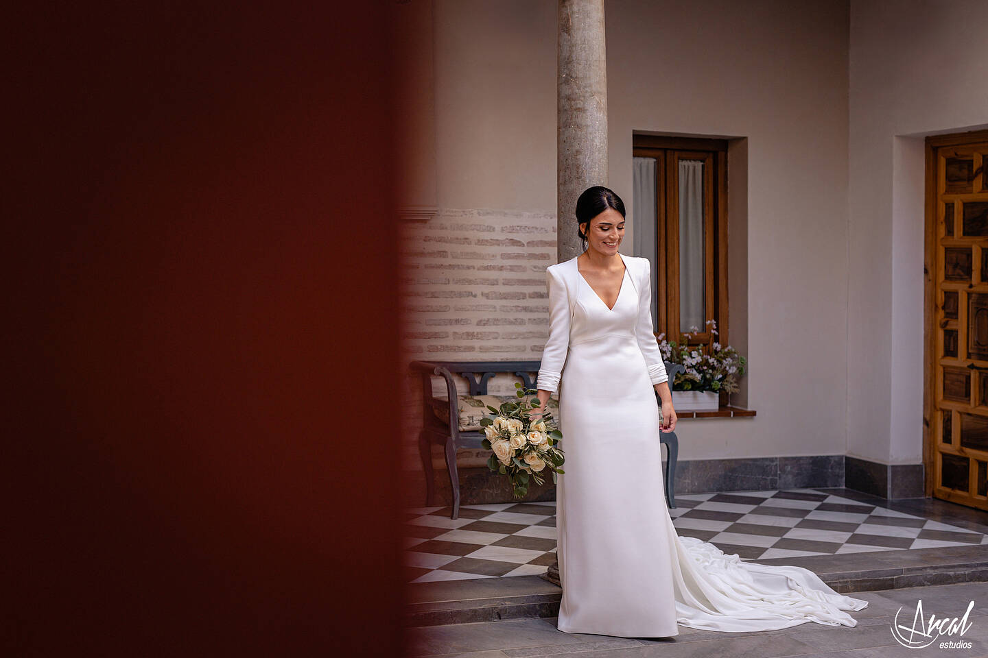 022_Alba y Alejandro_preparativos en Casa La Tiña, Granada, boda en Monasterio de la Cartuja, Palacio de los Córdoba, granada