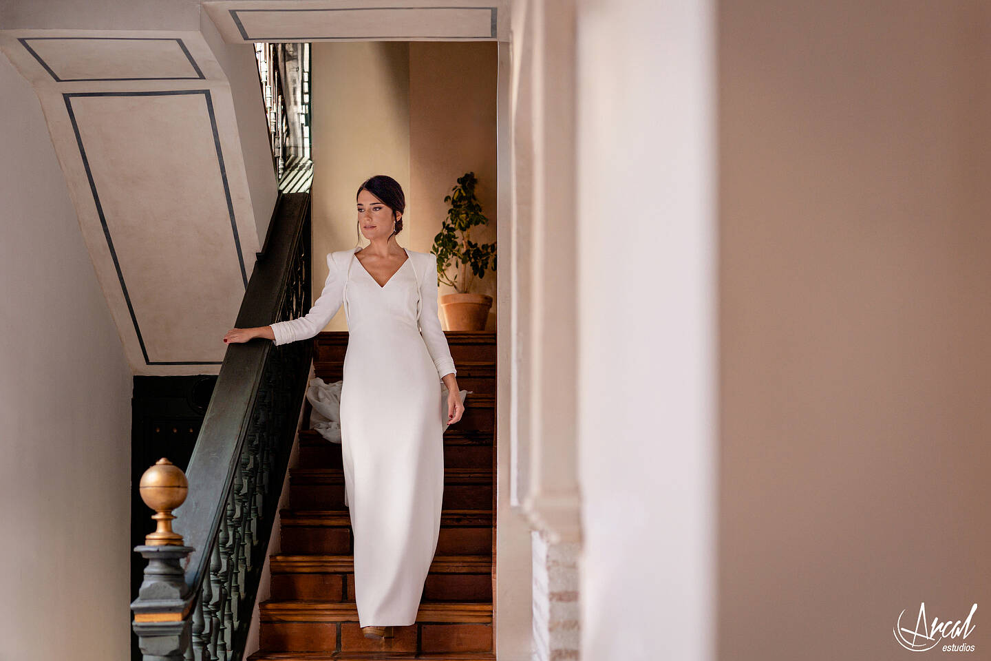 024_Alba y Alejandro_preparativos en Casa La Tiña, Granada, boda en Monasterio de la Cartuja, Palacio de los Córdoba, granada