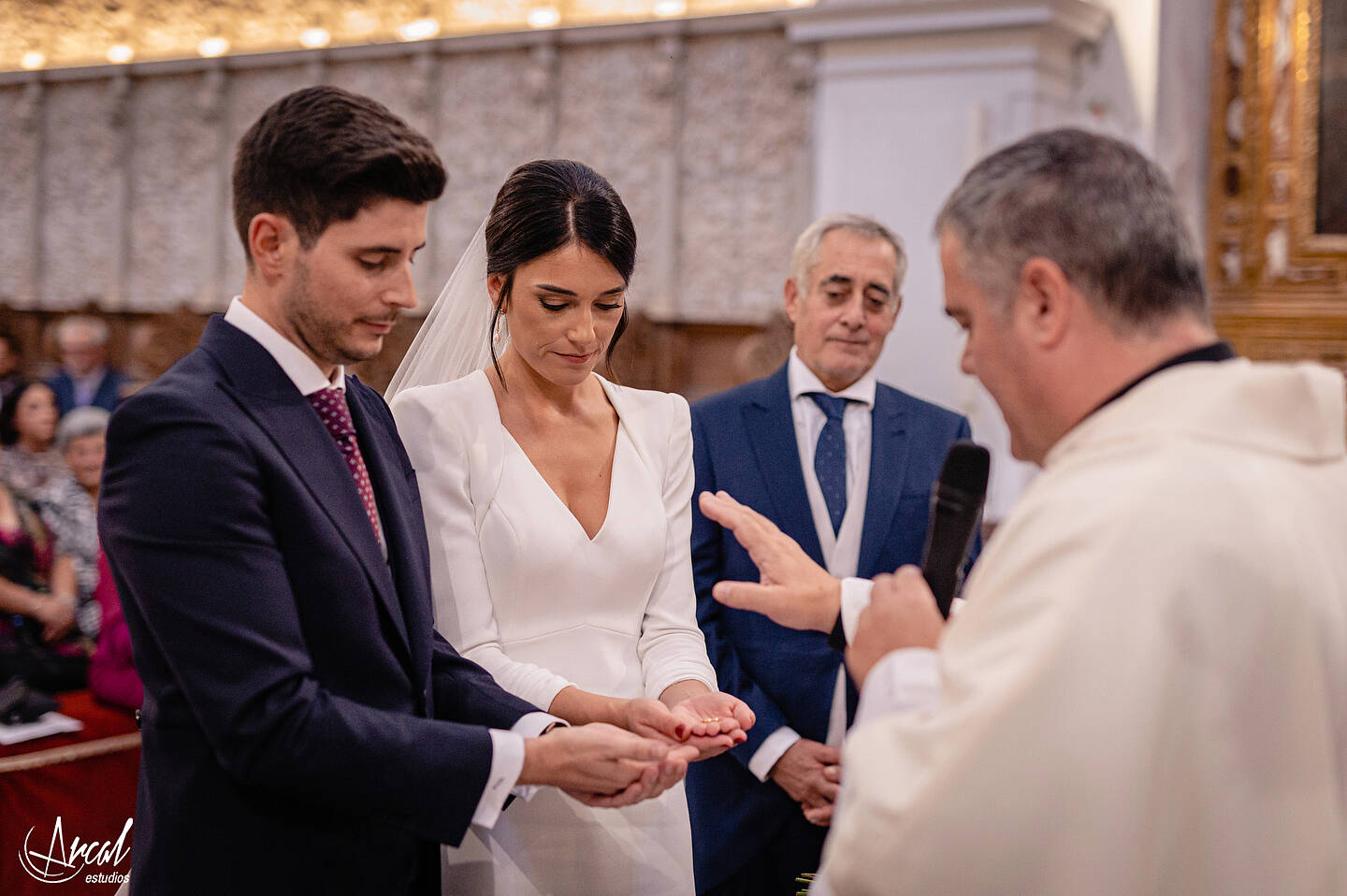 038_Alba y Alejandro_preparativos en Casa La Tiña, Granada, boda en Monasterio de la Cartuja, Palacio de los Córdoba, granadaA