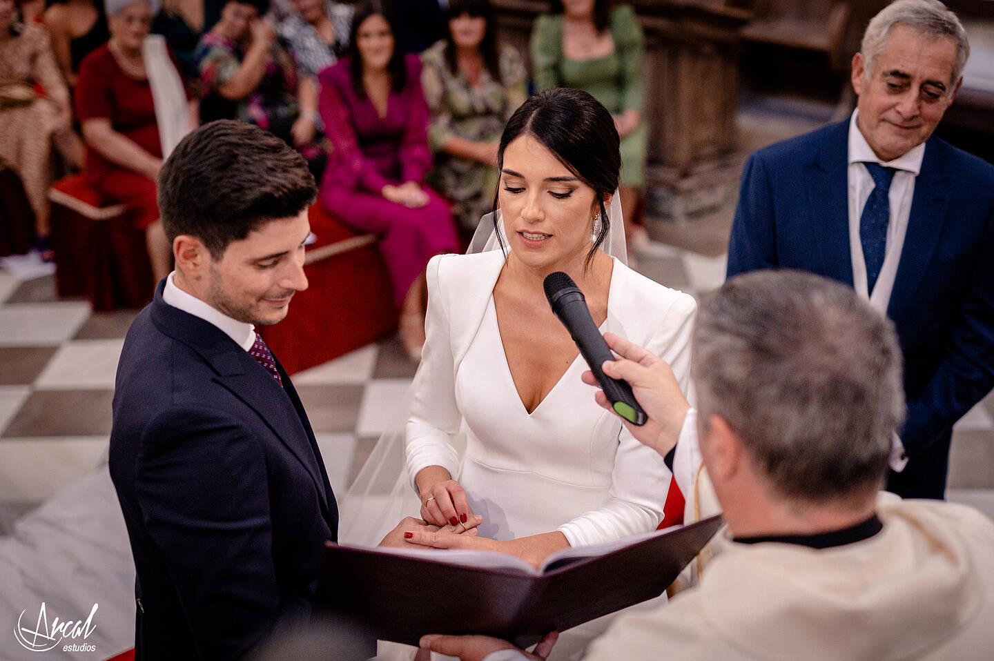 039_Alba y Alejandro_preparativos en Casa La Tiña, Granada, boda en Monasterio de la Cartuja, Palacio de los Córdoba, granadaA