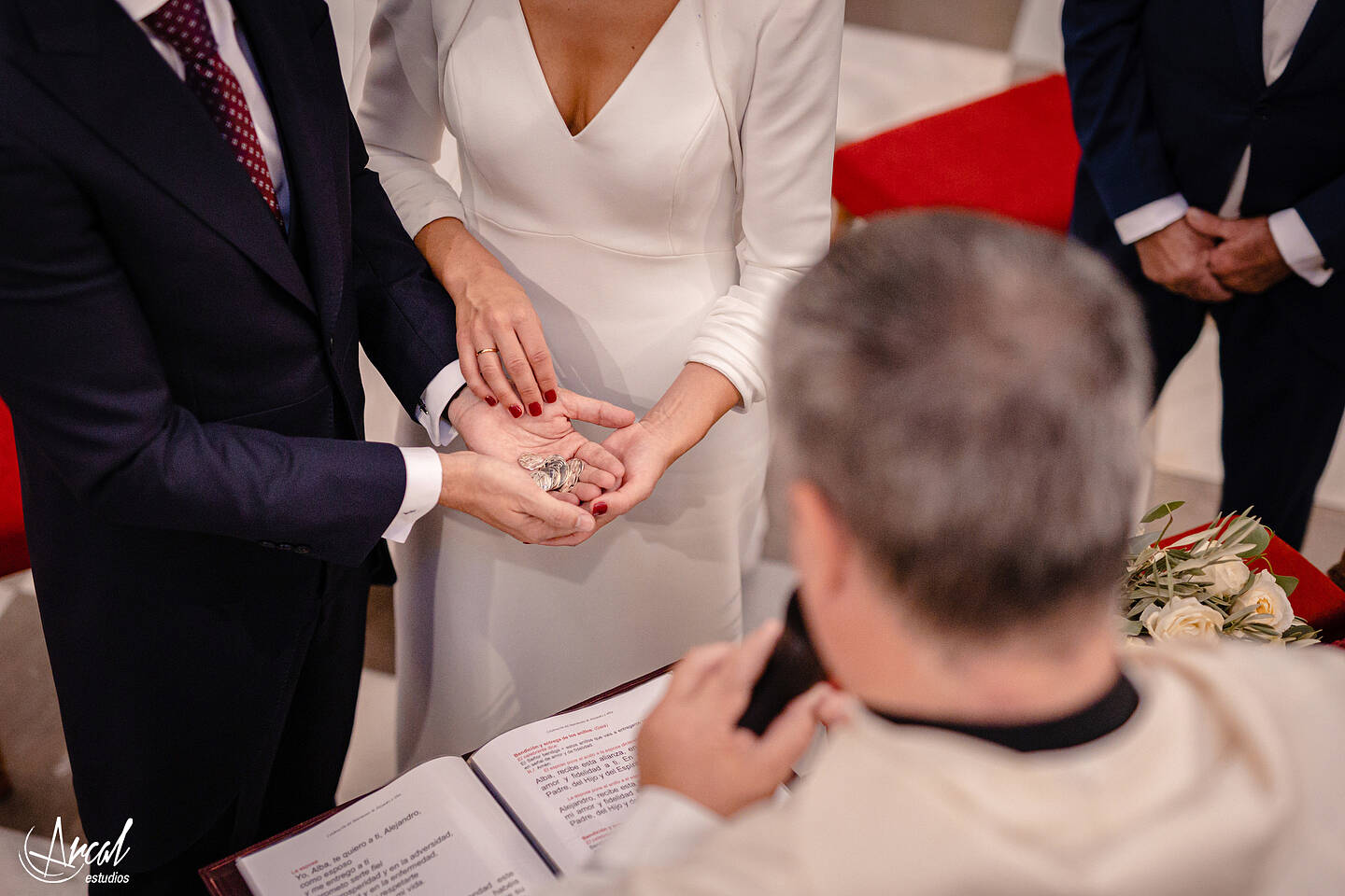 041_Alba y Alejandro_preparativos en Casa La Tiña, Granada, boda en Monasterio de la Cartuja, Palacio de los Córdoba, granadaA