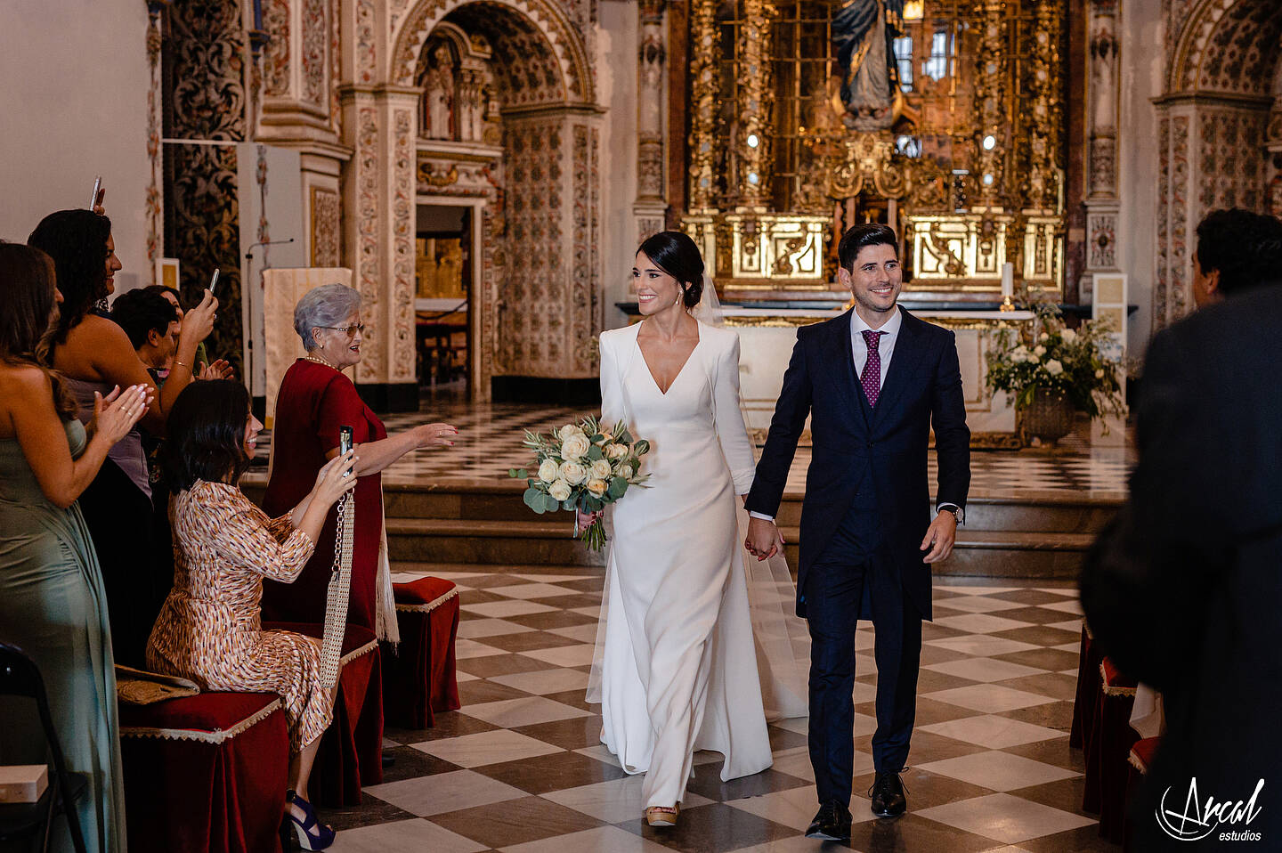 044_Alba y Alejandro_preparativos en Casa La Tiña, Granada, boda en Monasterio de la Cartuja, Palacio de los Córdoba, granada
