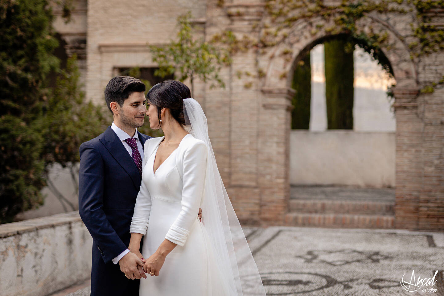055_Alba y Alejandro_preparativos en Casa La Tiña, Granada, boda en Monasterio de la Cartuja, Palacio de los Córdoba, granadaB