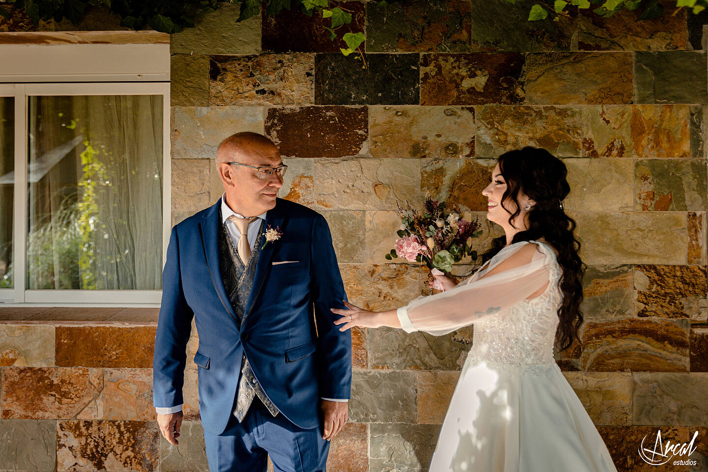 071_Sonia y Fran_Finca de bodas y eventos Los Olivos en el Vellon Madrid_@pronovias, @rachelplaisir, @avaguel, @floresnuevas, @nubeliart, @arcalestudios