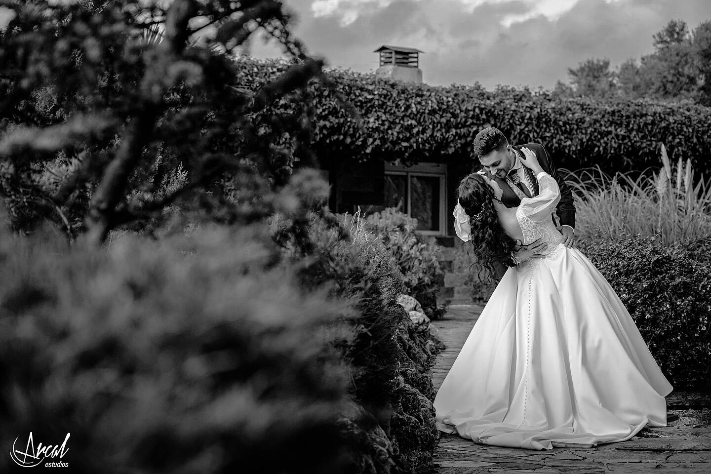 166_Sonia y Fran_Finca de bodas y eventos Los Olivos en el Vellon Madrid_@pronovias, @rachelplaisir, @avaguel, @floresnuevas, @nubeliart, @arcalestudios
