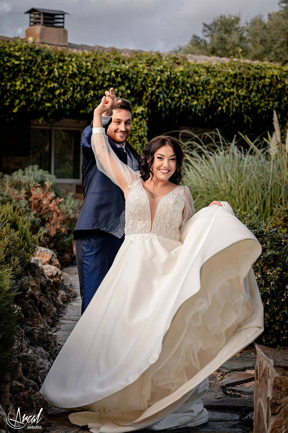 168_Sonia y Fran_Finca de bodas y eventos Los Olivos en el Vellon Madrid_@pronovias, @rachelplaisir, @avaguel, @floresnuevas, @nubeliart, @arcalestudios