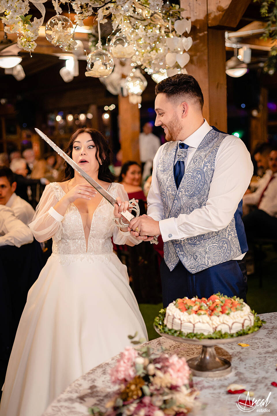 245_Sonia y Fran_Finca de bodas y eventos Los Olivos en el Vellon Madrid_@pronovias, @rachelplaisir, @avaguel, @floresnuevas, @nubeliart, @arcalestudios