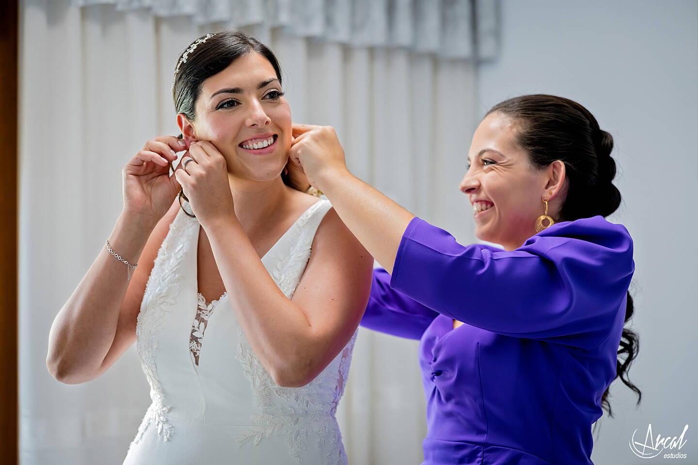 091_Alicia y Jose, casamiento en Parroquia de San Simón y San Judas y boda en finca en Alcalá de la Selva, Teruel-Mejorado-NR
