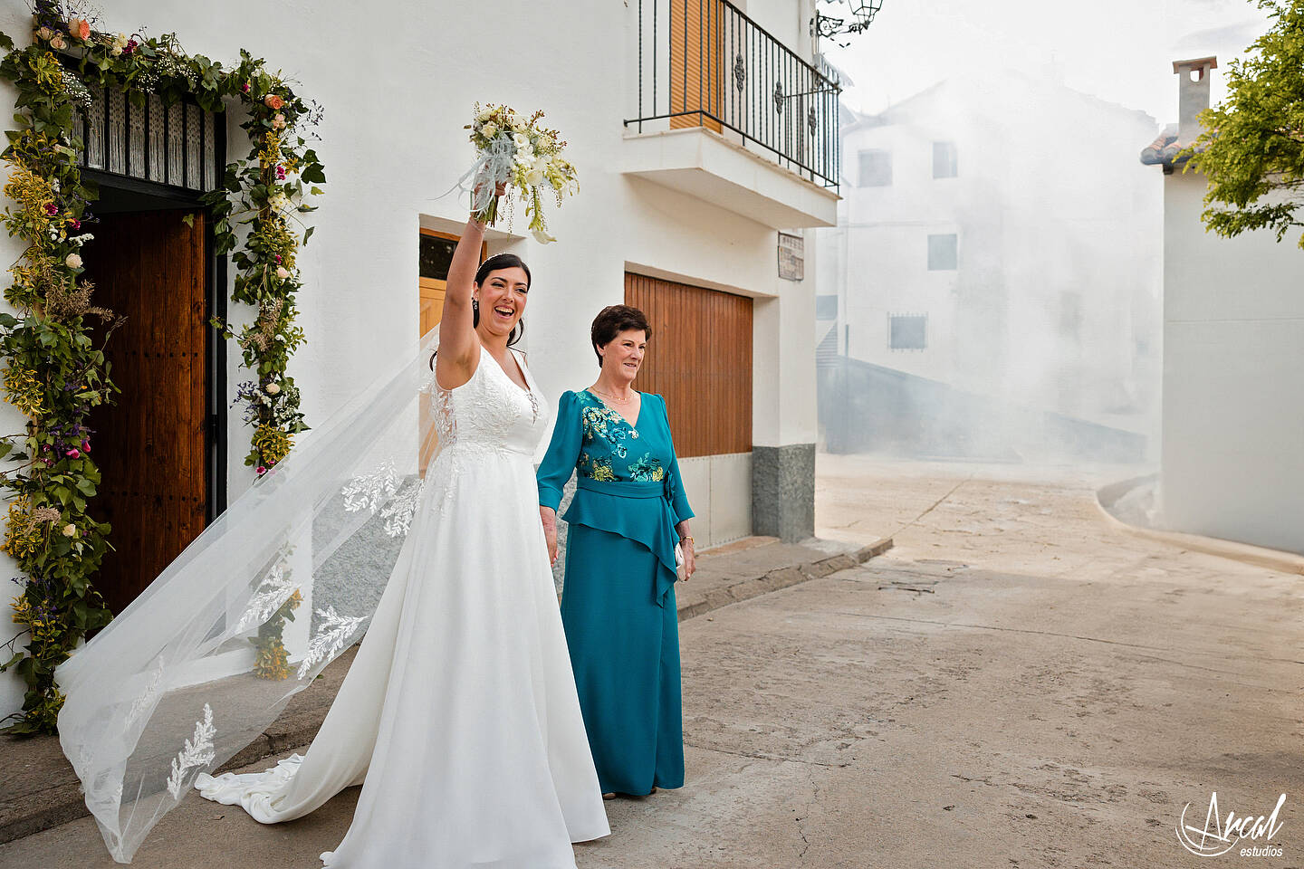 107_Alicia y Jose, casamiento en Parroquia de San Simón y San Judas y boda en finca en Alcalá de la Selva, Teruel