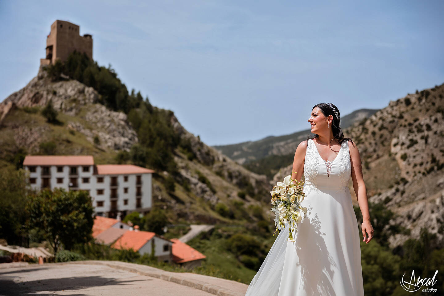 114_Alicia y Jose, casamiento en Parroquia de San Simón y San Judas y boda en finca en Alcalá de la Selva, Teruel
