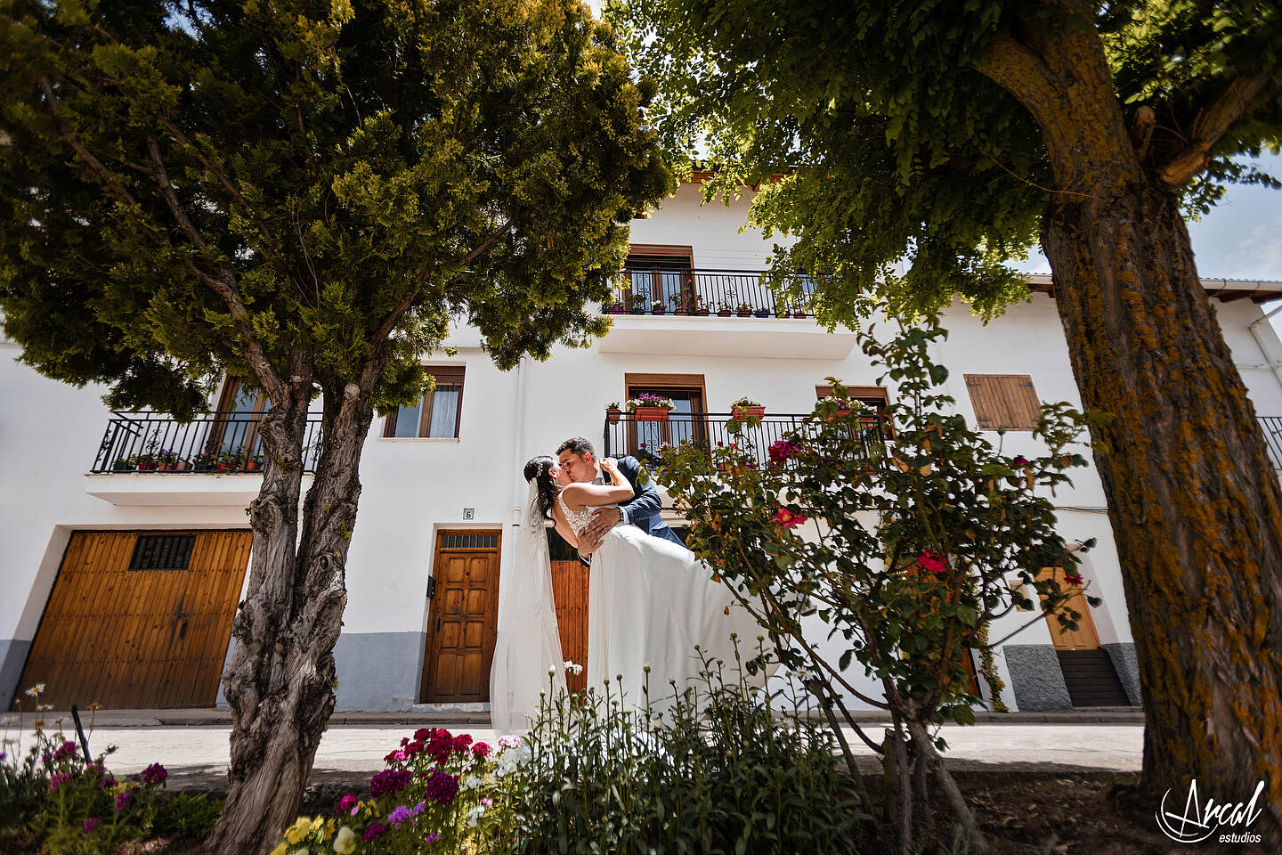 205_Alicia y Jose, casamiento en Parroquia de San Simón y San Judas y boda en finca en Alcalá de la Selva, Teruel