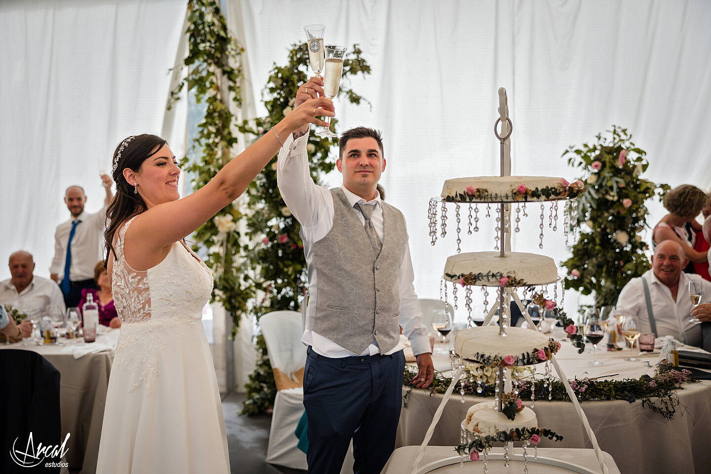 383_Alicia y Jose, casamiento en Parroquia de San Simón y San Judas y boda en finca en Alcalá de la Selva, TeruelA