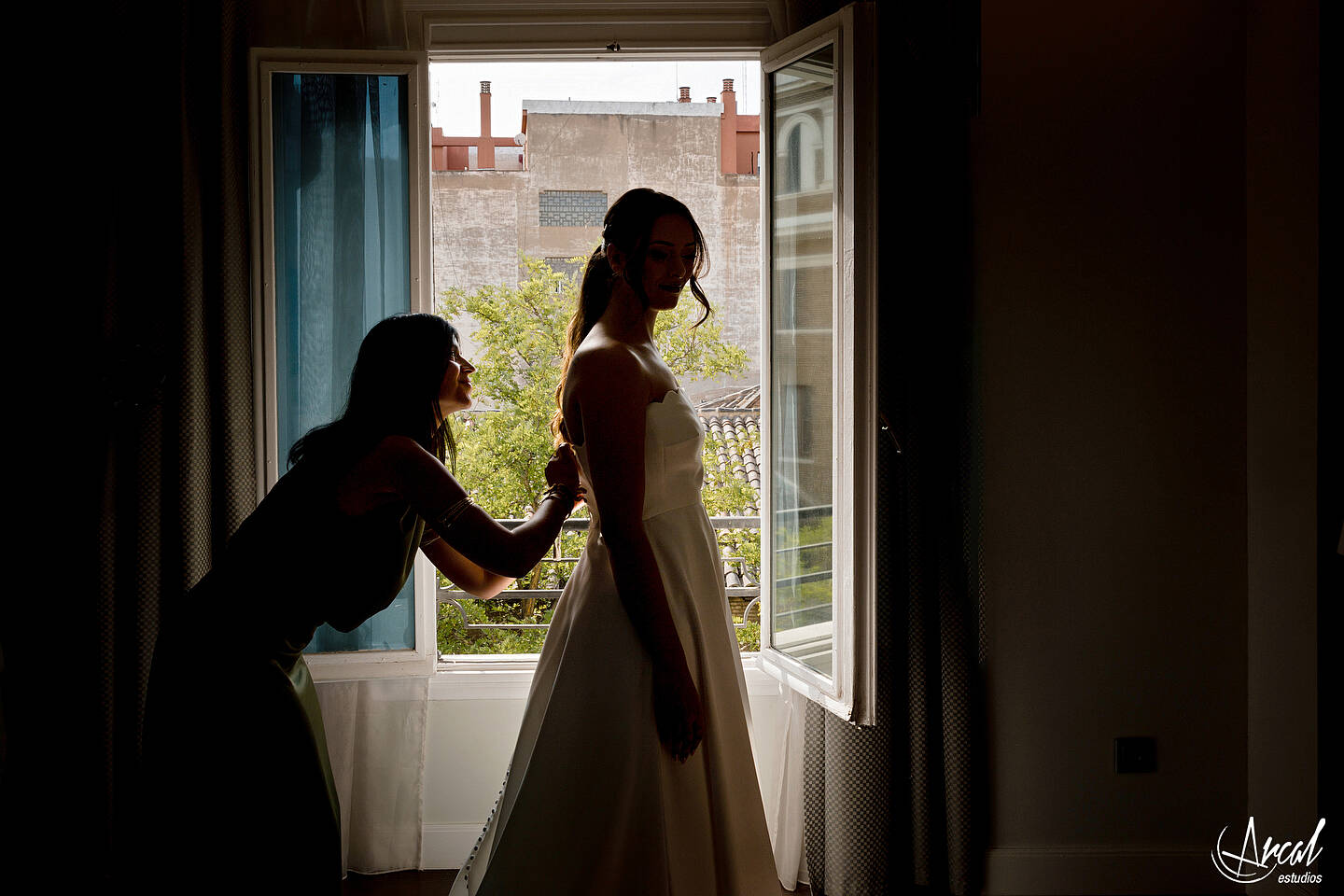 030_323_Sara y Jose, Boda en iglesia San Carlos Borromeo, Cóctel, Banquete y Fiesta en finca Sansui, ZaragozaA.JPG