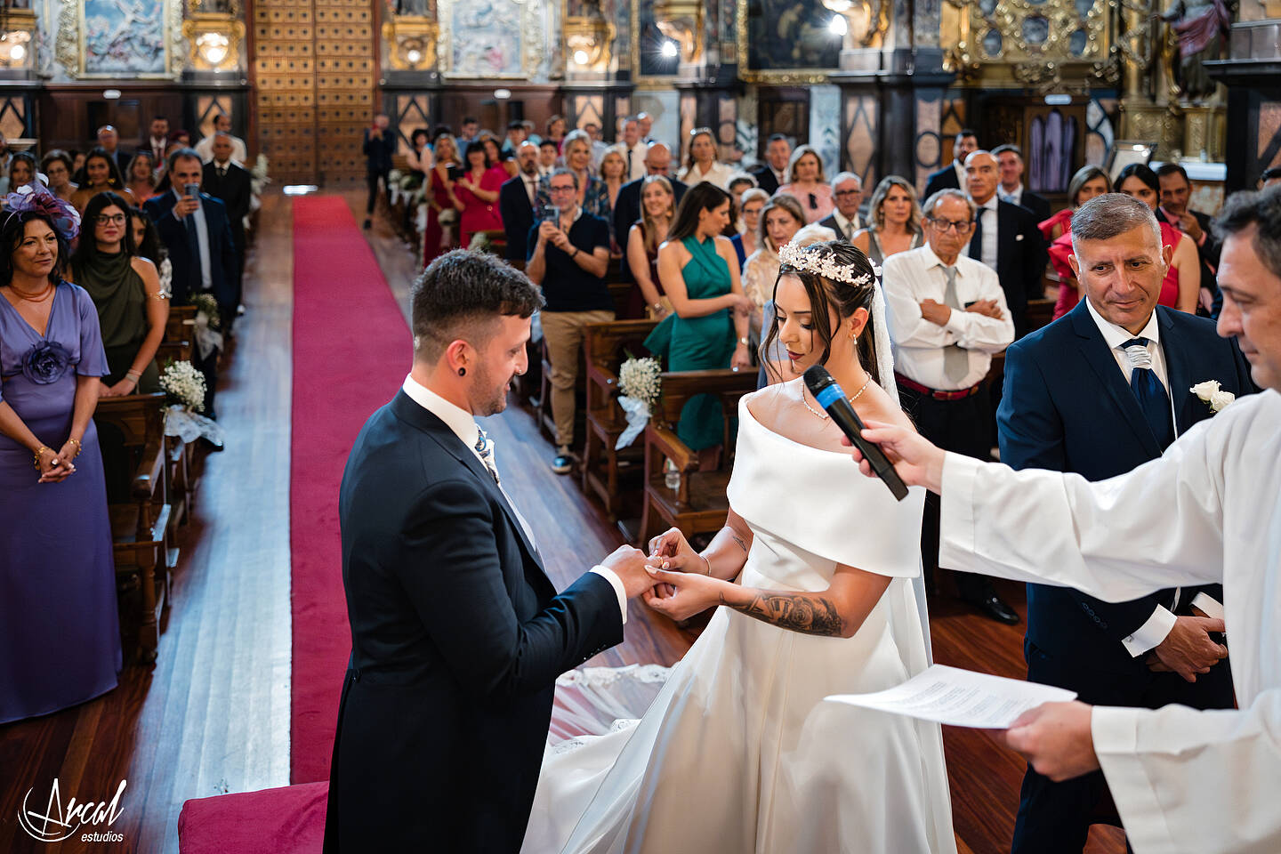 050_530_Sara y Jose, Boda en iglesia San Carlos Borromeo, Cóctel, Banquete y Fiesta en finca Sansui, Zaragoza-Mejorado-NR.JPG