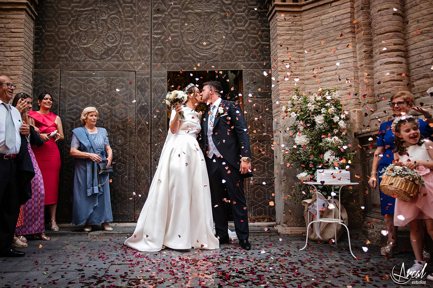 058_629_Sara y Jose, Boda en iglesia San Carlos Borromeo, Cóctel, Banquete y Fiesta en finca Sansui, ZaragozaA.JPG