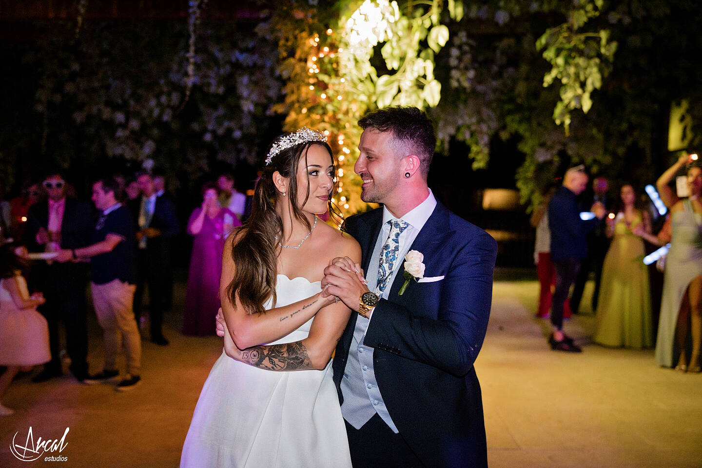 094_1200_Sara y Jose, Boda en iglesia San Carlos Borromeo, Cóctel, Banquete y Fiesta en finca Sansui, Zaragoza.JPG