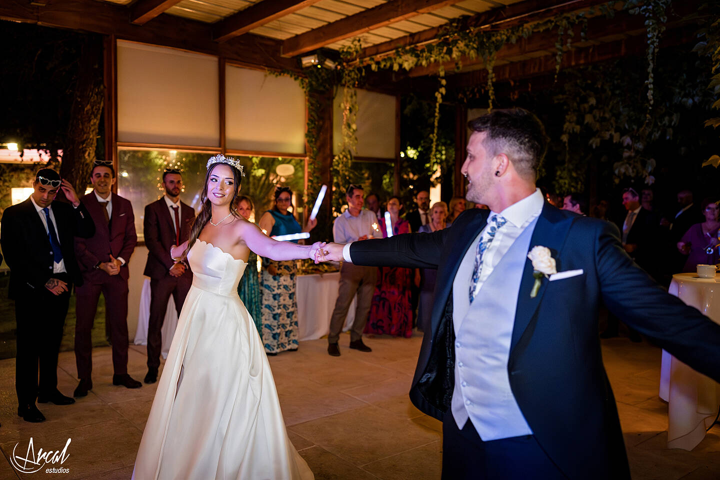 095_1203_Sara y Jose, Boda en iglesia San Carlos Borromeo, Cóctel, Banquete y Fiesta en finca Sansui, Zaragoza-Mejorado-NR.JPG