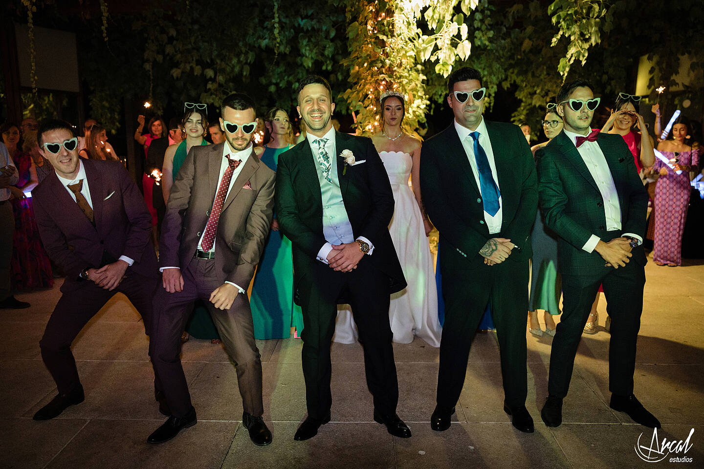 097_1215_Sara y Jose, Boda en iglesia San Carlos Borromeo, Cóctel, Banquete y Fiesta en finca Sansui, ZaragozaA.JPG