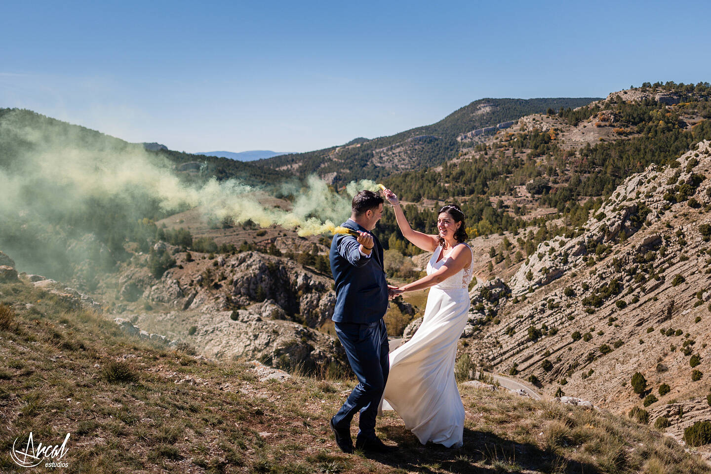 067_Alicia y Jose, postboda en el castillo de los Heredia, en Alcalá de la Selva, comarca de Gúdar-Javalambre, TeruelA.JPG_Redes Sociales