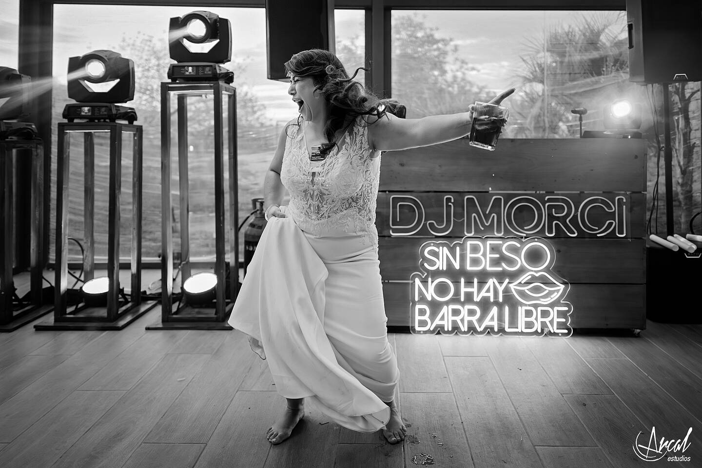 424_La Boda de Ester y Rosa en Restaurant Mas de Teret Events, Tarragona-Mejorado-NR.jpg_BYN