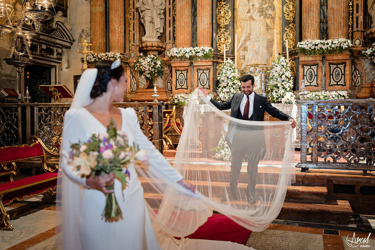 192_Ángela y Francisco boda en hacienda Al-Yamanah de Sanlúcar La Mayor de Sevilla, vestido de novia de pronovias, fotografía y vídeo by Arcal Estudios