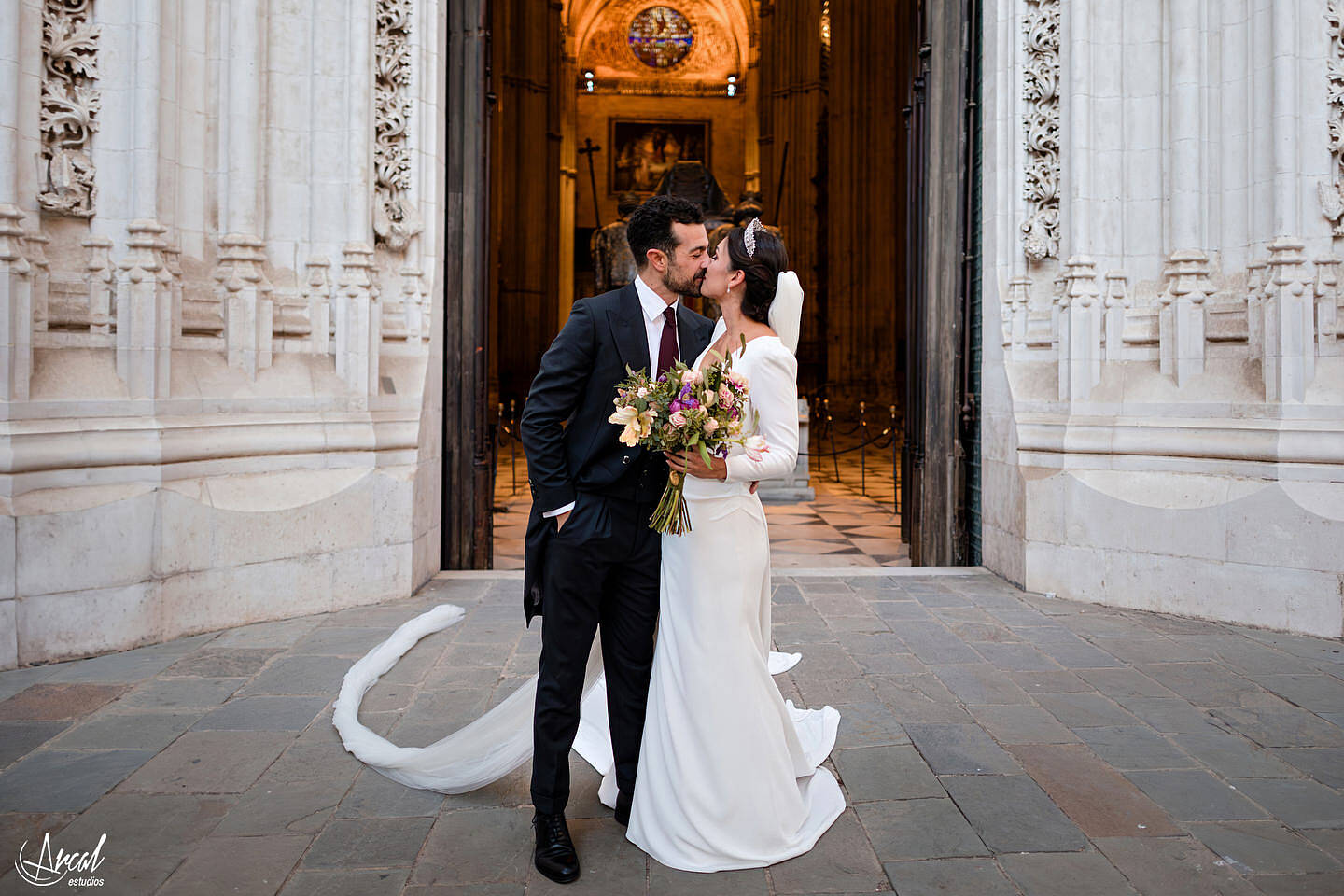 195_Ángela y Francisco boda en hacienda Al-Yamanah de Sanlúcar La Mayor de Sevilla, vestido de novia de pronovias, fotografía y vídeo by Arcal EstudiosA