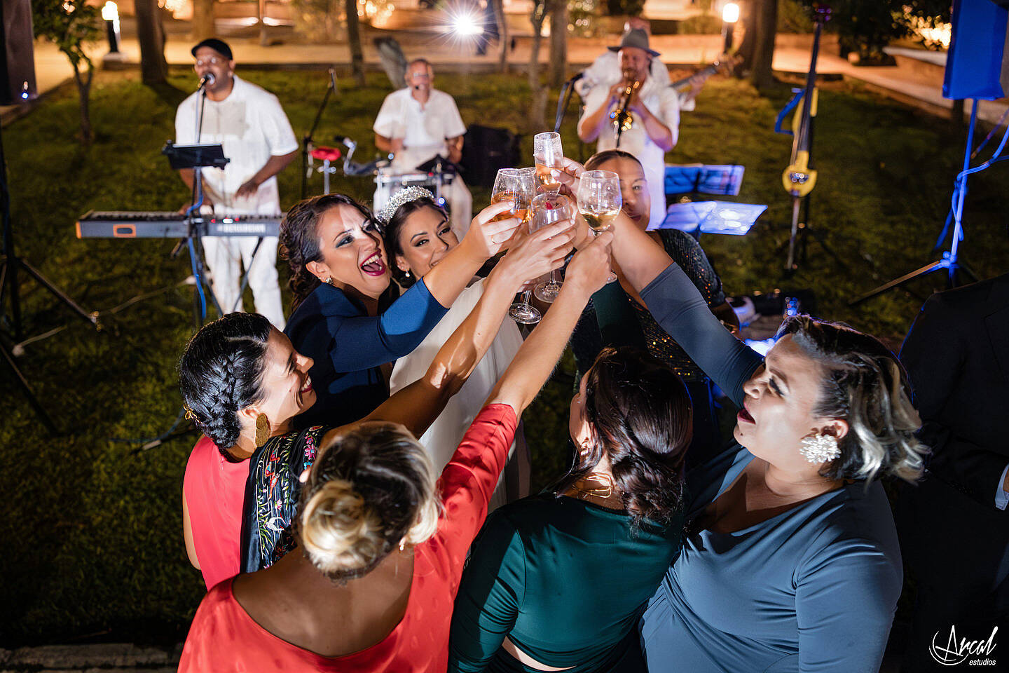 241_Ángela y Francisco boda en hacienda Al-Yamanah de Sanlúcar La Mayor de Sevilla, vestido de novia de pronovias, fotografía y vídeo by Arcal Estudios