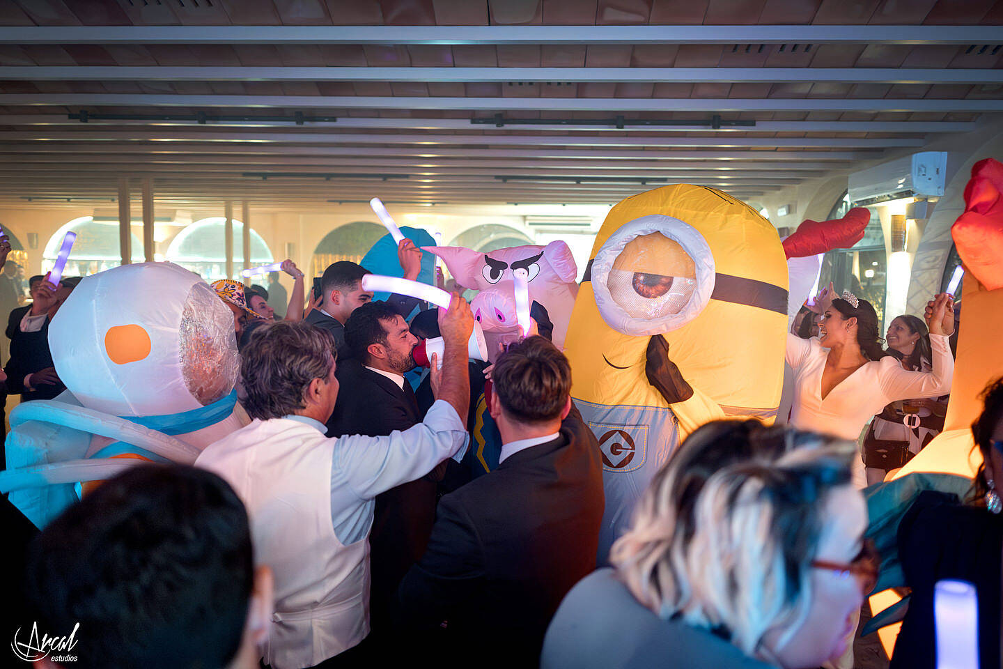 487_Ángela y Francisco boda en hacienda Al-Yamanah de Sanlúcar La Mayor de Sevilla, vestido de novia de pronovias, fotografía y vídeo by Arcal EstudiosA