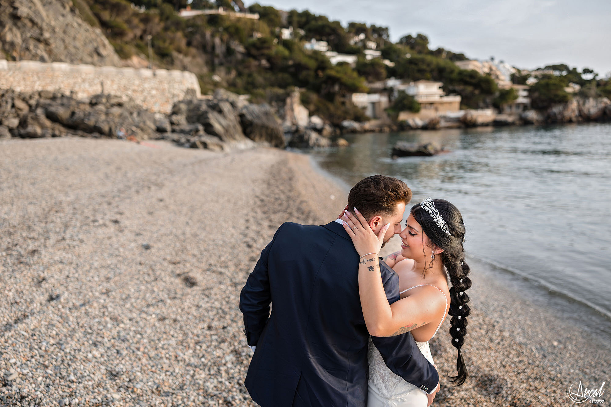 051_mari-a-del-mar-y-alberto-fotos-de-post-boda-en-torre-vigia-de-cerro-gordo-y-playa-de-la-herradura-granada-espan-a-Mejorado-SR